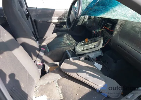 2001 Ford Explorer Sport Trac from USA, damaged, VIN 1FMZU67EX1UC84968